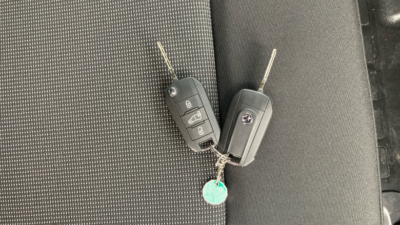 Vauxhall Vivaro L1 Diesel 2.0 Turbo D 145 Pro H1 Van